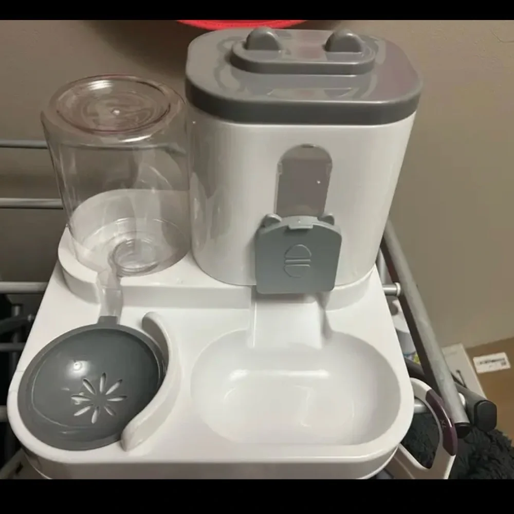 Automatic Pet Feeder with Water Dispenser